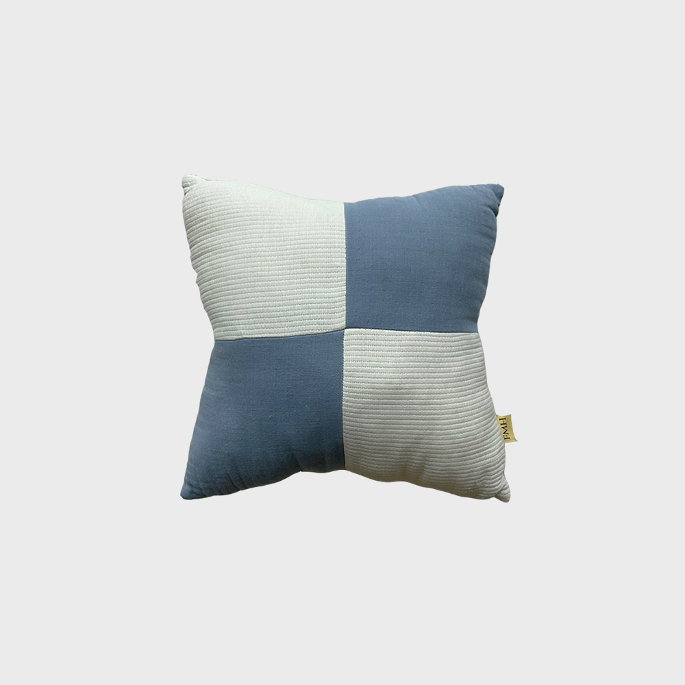 [에프엠에이치]미니 쿠션 패치워크 블루 - Mini Cushion Patchwork Blue