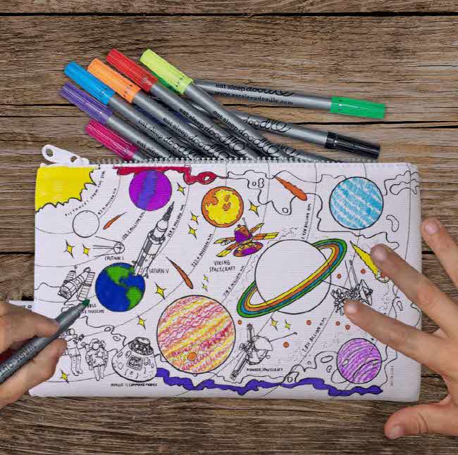 [잇슬립두들]space explorer pencil case - colour in & learn 컬러아트 필통