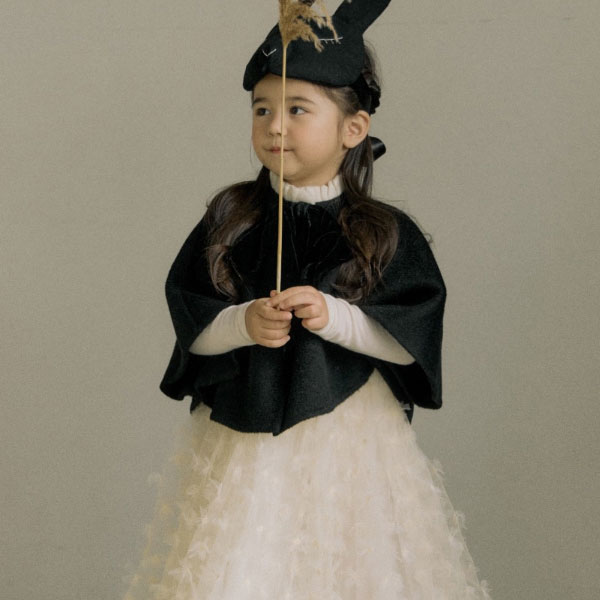 [ο] holiday cape dress set - BLACK